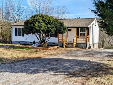689 Dry Valley Rd, Rossville, GA 30741 - photo 4