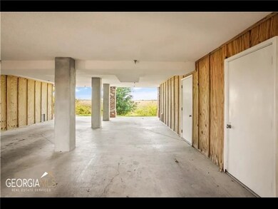 Storage and parking, MLS image