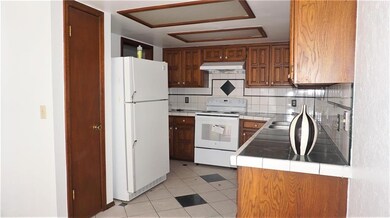 11322 Benttree Cir unit 11322, Oklahoma City, OK 73120 - photo 7