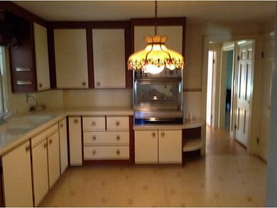 22 Celestia Ave, Cranston, RI 02920 - photo 6