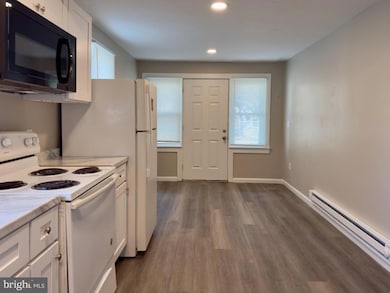 31 S Main St, Manheim, PA 17545 - photo 3