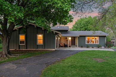 703 21st St SW, Austin, MN 55912 - photo 2