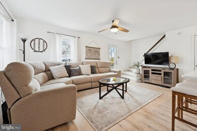 422 Wendover Dr unit 127-A, Norristown, PA 19403 - photo 6