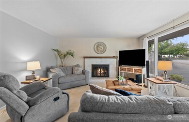 1801 4th St NE, East Wenatchee, WA 98802 - photo 3