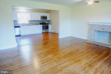 17031 Virginia Ave, Williamsport, MD 21795 - photo 5