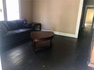 Large living area with neutral colors thru out