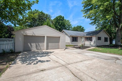 16630 Barton St, Granger, IN 46530 - photo 2