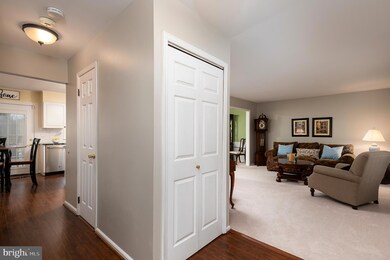 5538 Phelps Luck Dr, Columbia, MD 21045 - photo 5