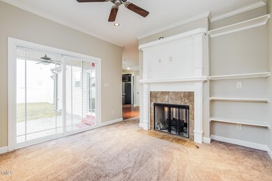 005-photo-living-room-14496000