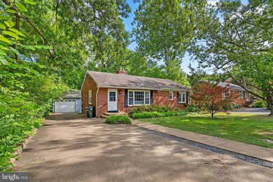 305 S West St, Falls Church, VA 22046 - photo 4