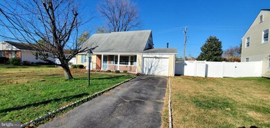 4214 Middle Ridge Dr, Fairfax, VA 22033 - photo 2