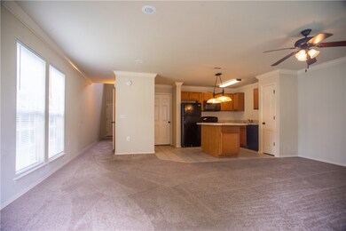 624 E Coffee Way, Fayetteville, AR 72701 - photo 3