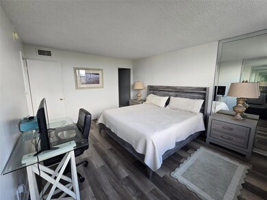 The Waterbury unit 705, Pompano Beach, FL 33062 - photo 7