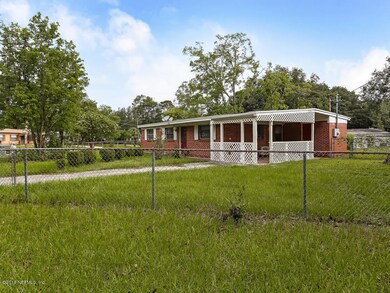 7541 Leroy Dr, Jacksonville, FL 32244 - photo 5