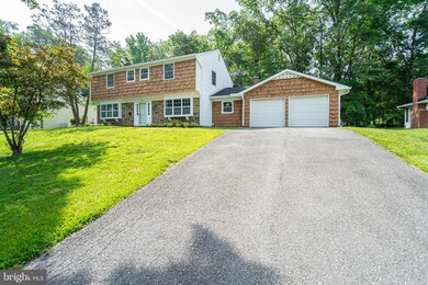 9003 Eastbourne Ln, Laurel, MD 20708 - photo 2