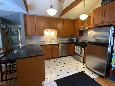 119 Greenwood Cir, Milford, PA 18337 - photo 4