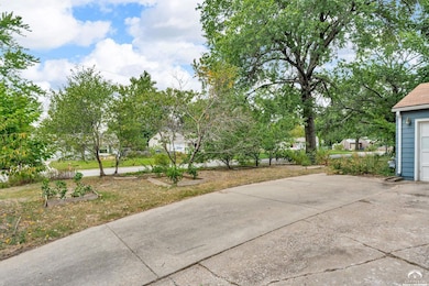 800 Madeline Ln, Lawrence, KS 66049 - photo 6