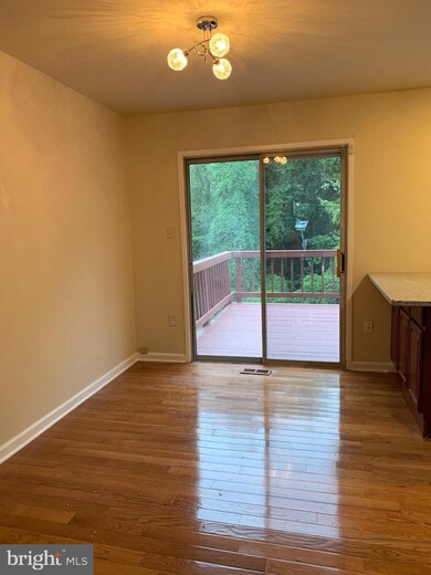 339 Hillside Terrace, Hyattsville, MD 20785 - photo 5