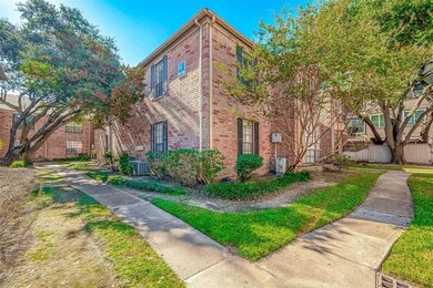 2255 Braeswood Park Dr unit 294, Houston, TX 77030 - photo 3