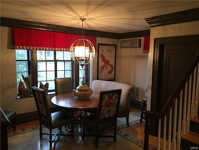 Eat in Kitchen Area