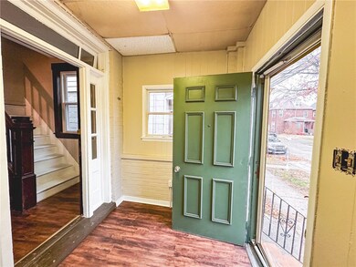 276 13th St unit 1, Ambridge, PA 15003 - photo 3