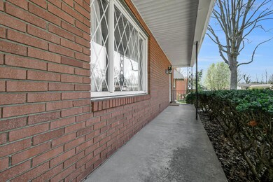 4-web-or-mls-5599-knollwood-dr