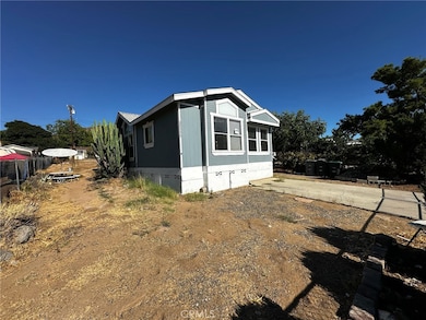 32330 Wildomar Rd, Lake Elsinore, CA 92530 - photo 3