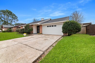 13619 Wood Terrace Dr, Houston, TX 77038 - photo 2