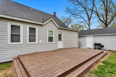 211 S Vine St, Freeburg, IL 62243 - photo 4