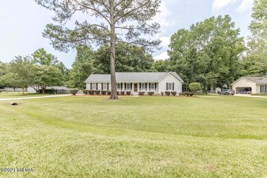 129 Francis Dr, Macon, GA 31216 - photo 2