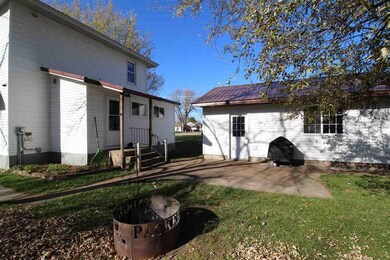126 N 3rd St, Muscoda, WI 53573 - photo 4