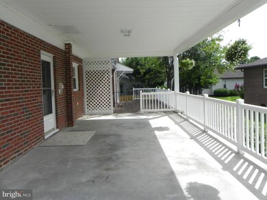 204 Russelcroft Rd, Winchester, VA 22601 - photo 3