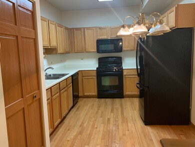 2104 Glacier Ct, Algonquin, IL 60102 - photo 2