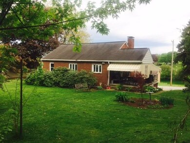 Large level backyard!
