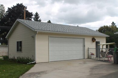 124 12th St E, Kalispell, MT 59901 - photo 2