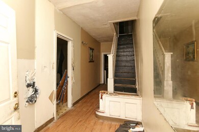 1911 Kossuth St, Camden, NJ 08104 - photo 4