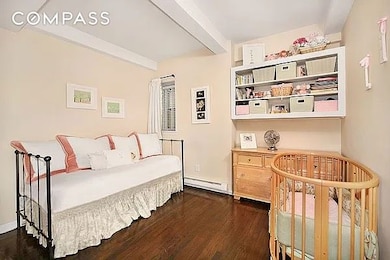 425 W 24th St unit 1E, New York, NY 10011 - photo 4