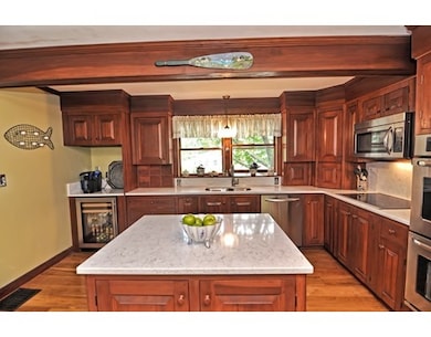 2 Prospect St, Nahant, MA 01908 - photo 3