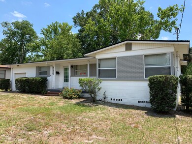 6236 Autlan Dr, Jacksonville, FL 32210 - photo 2