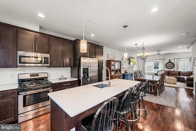 1305 S 2nd St, Philadelphia, PA 19147 - photo 4