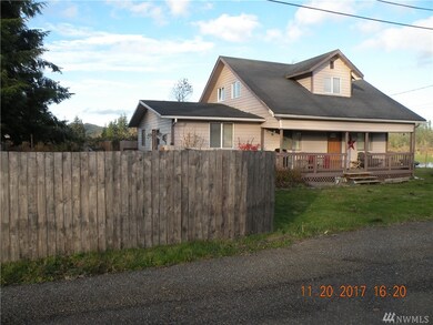 3981 Whitcomb St, Raymond, WA 98577 - photo 3