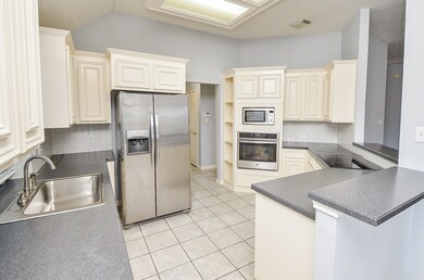 3202 Shadowchase Ct, Houston, TX 77082 - photo 5