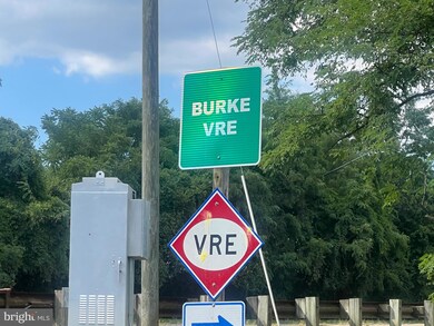 5918 Cove Landing Rd unit 204, Burke, VA 22015 - photo 4