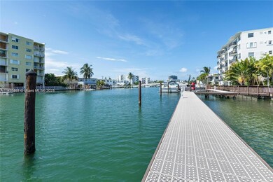 7930 Tatum Waterway Dr unit 19, Miami Beach, FL 33141 - photo 2