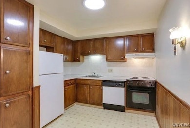 74 Sundridge Dr, Buffalo, NY 14228 - photo 4