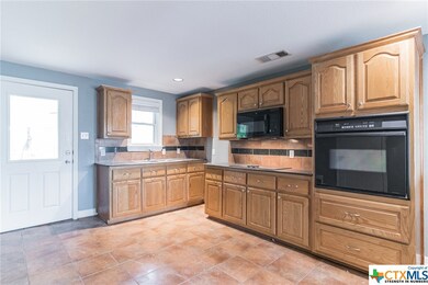 103 E Avenue C, Copperas Cove, TX 76522 - photo 7