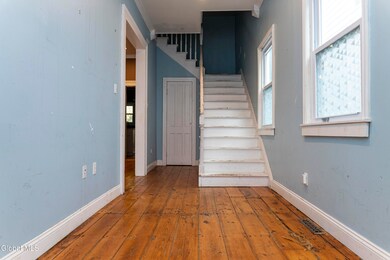 11 River St, Schenectady, NY 12305 - photo 2