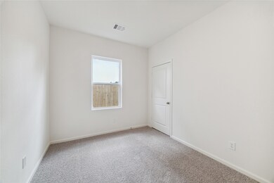 10127 Tiger Flower Ln, Houston, TX 77016 - photo 7