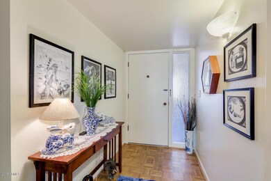 10338 W Caron Dr, Sun City, AZ 85351 - photo 2