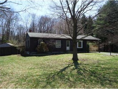 14 Greenwich Rd, Amherst, MA 01002 - photo 2